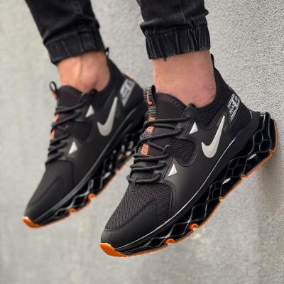 Nike Trend Siyah Turuncu